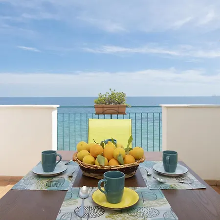 Vakantiehuis Terrazza Vista Mare *